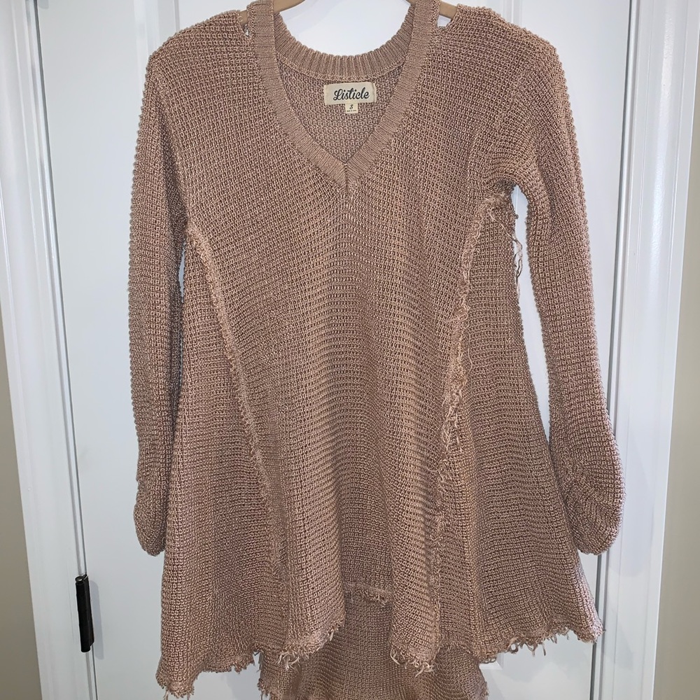 Listicle sweater